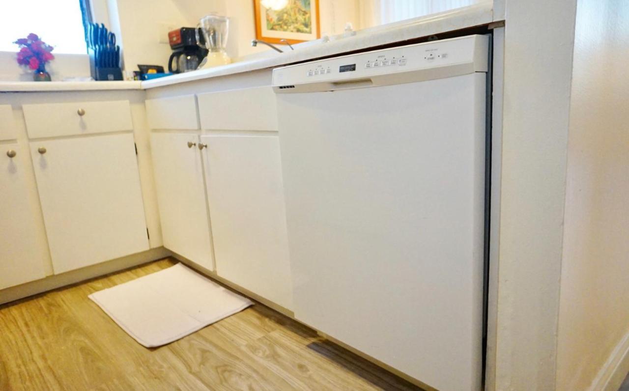 1508- Heart Of Waikiki With Kitchen-Free Parking-King Bed-Corner Unit Apartment Honolulu Exterior photo